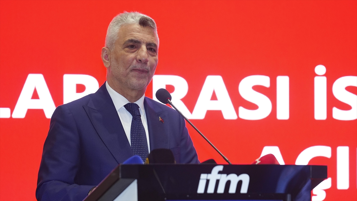 Ticaret Bakanı Bolat, Uluslararası İstanbul Mobilya Fuarı’nın açılışında konuştu