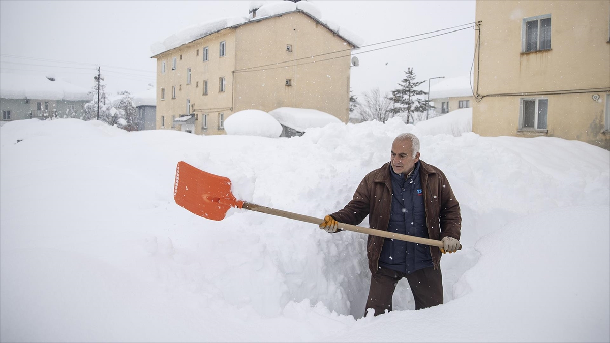 Tunceli’ye ocakta son 65 yılın en fazla karı yağdı