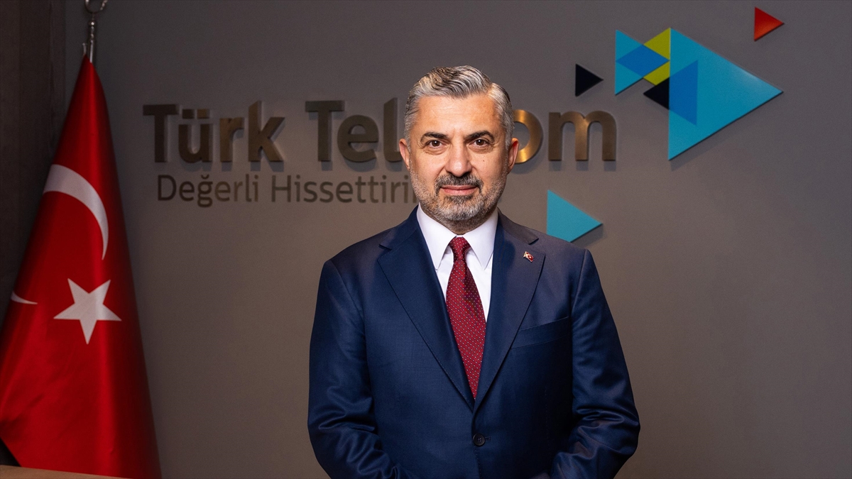 Türk Telekom mobil sektörde sıralamayı değiştirdi Türk Telekom mobil sektörde sıralamayı değiştirdi