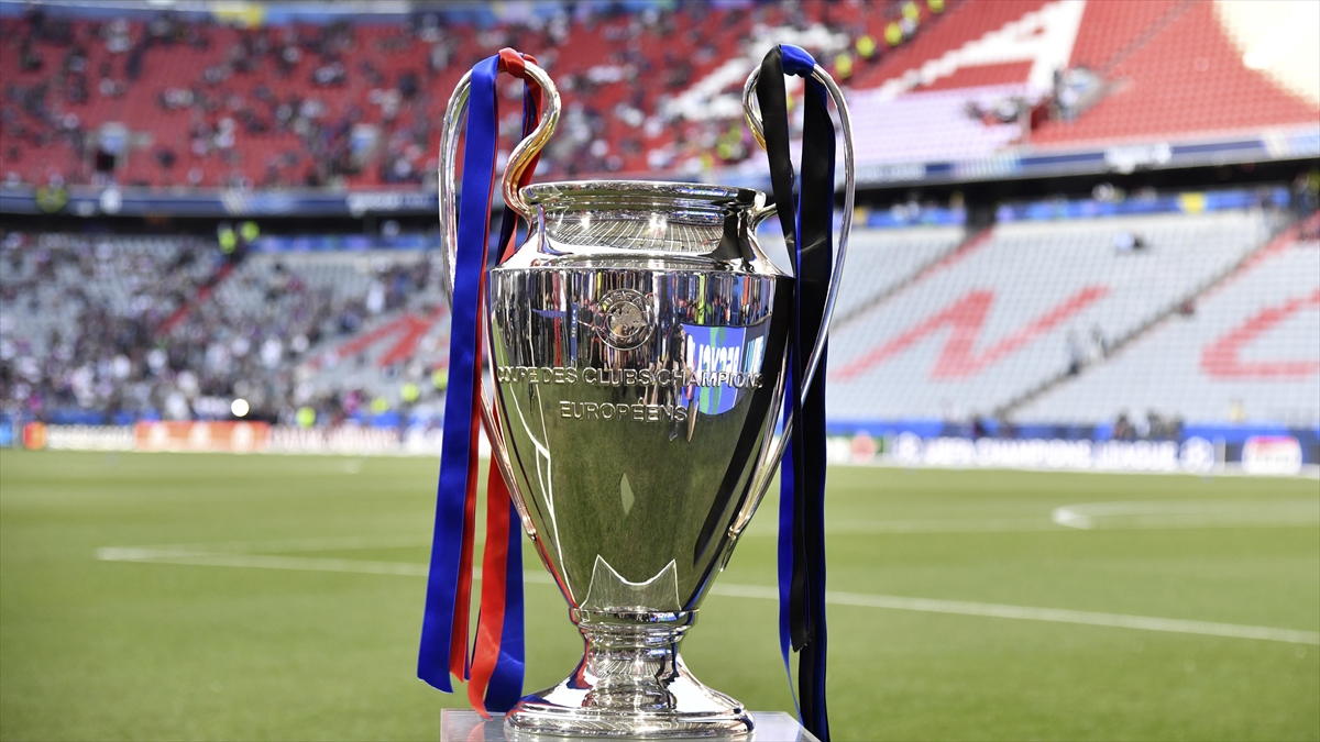 UEFA Şampiyonlar Ligi’nde lig aşaması, yarınki maçlarla sona erecek