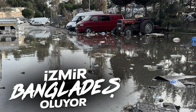 İzmir’de şantiyede bekletilen çöpler yağmur sularıyla sokağa dağıldı DSP İzmir İl Başkanı isyan etti… İzmir’de şantiyede bekletilen çöpler yağmur sularıyla sokağa dağıldı DSP İzmir İl Başkanı isyan etti…