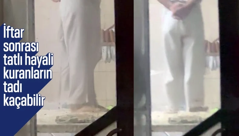 Sakarya’da tatlıcı imalathanesinde mide bulandıran görüntüler… Sakarya’da tatlıcı imalathanesinde mide bulandıran görüntüler…