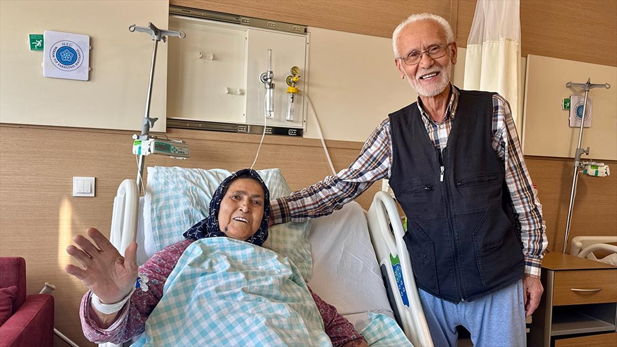 83 yaşındaki hastanın kalbi “özel operasyonla” rahatlatıldı