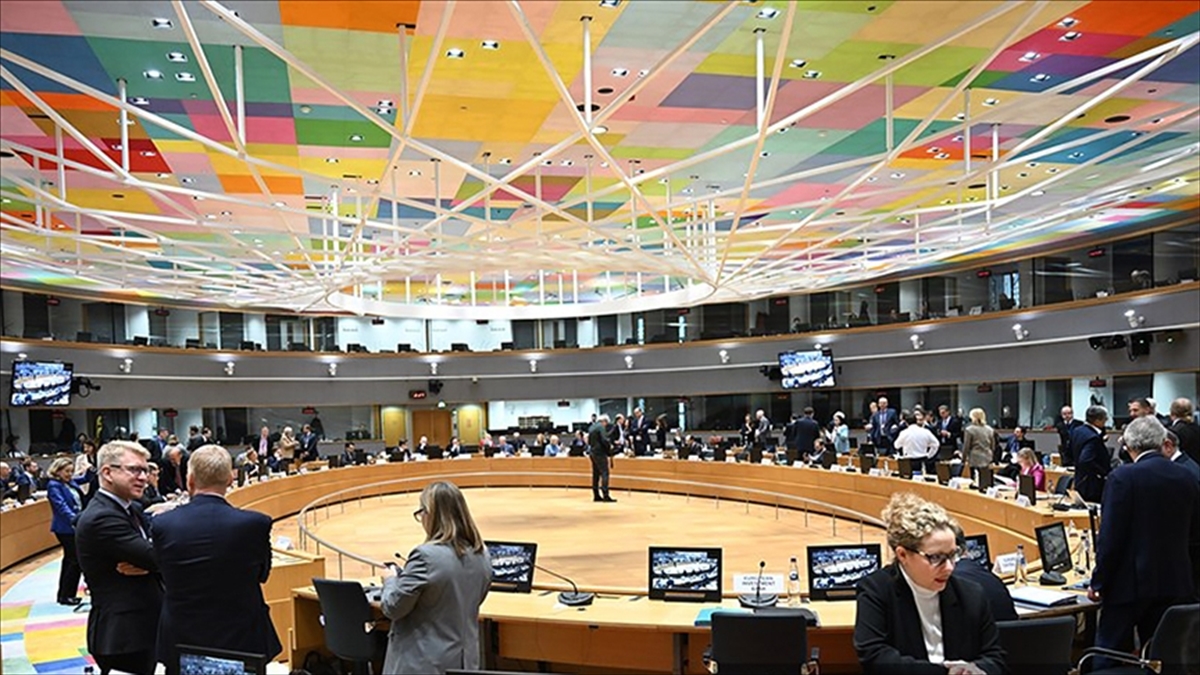 AB liderleri ekonomi konularını görüşmek üzere bir araya geldi