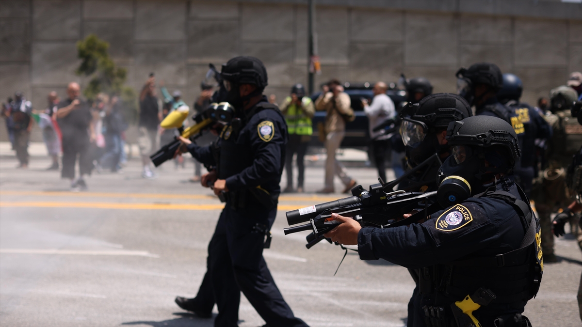 ABD Başkanı Trump, Demokrat kentlerdeki protestolara talep olmadan müdahale edilmeyeceğini belirtti