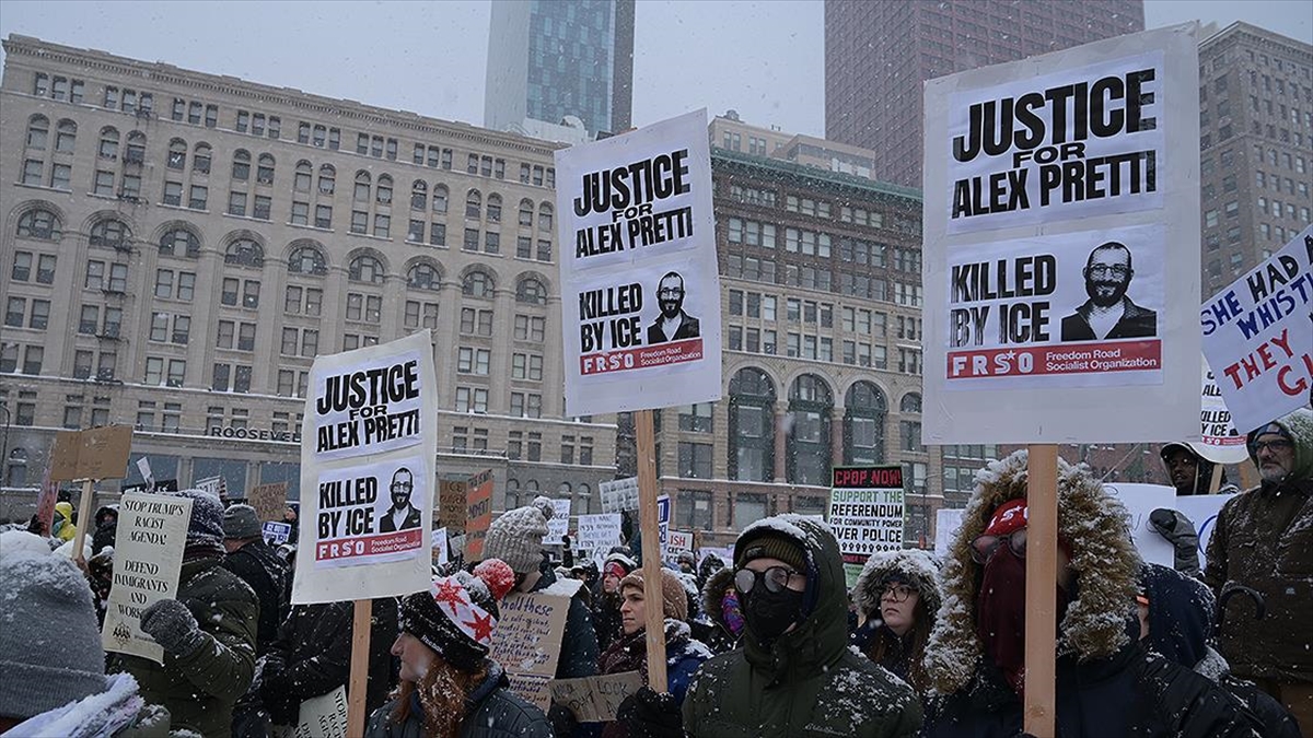 ABD’de Alex Pretti’nin ölümüne yol açan iki ICE ajanının kimlikleri tespit edildi