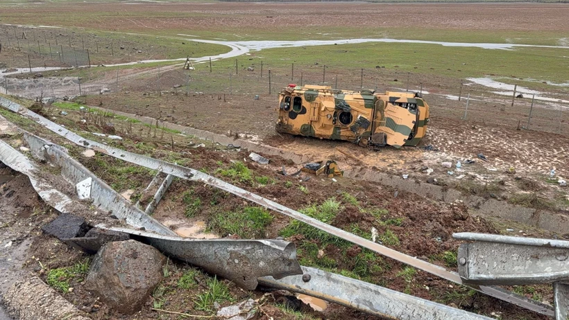 TAG Otoyolu’nda askeri araç şarampole uçtu: çok sayıda yaralı var…