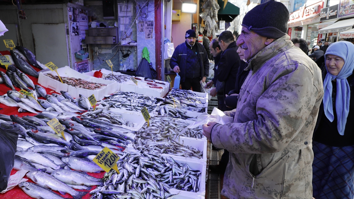 Balıkçılardan ramazan öncesi “bol balık tüketin” çağrısı