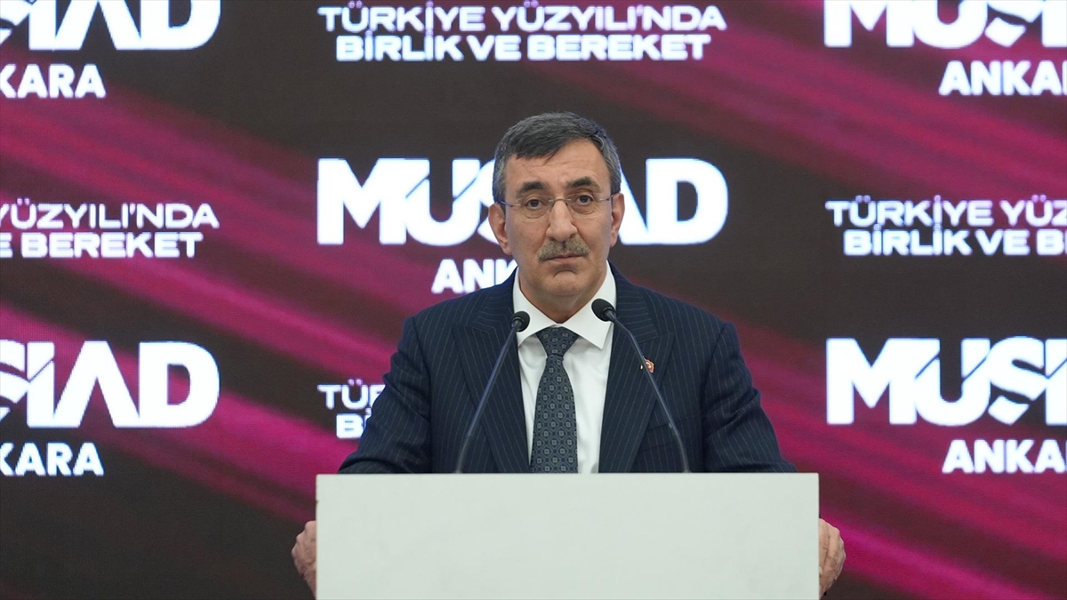 Cumhurbaşkanı Yardımcısı Yılmaz: Önümüzdeki dönem enflasyonda düşüşün devam ettiği bir dönem olacak Cumhurbaşkanı Yardımcısı Yılmaz: Önümüzdeki dönem enflasyonda düşüşün devam ettiği bir dönem olacak