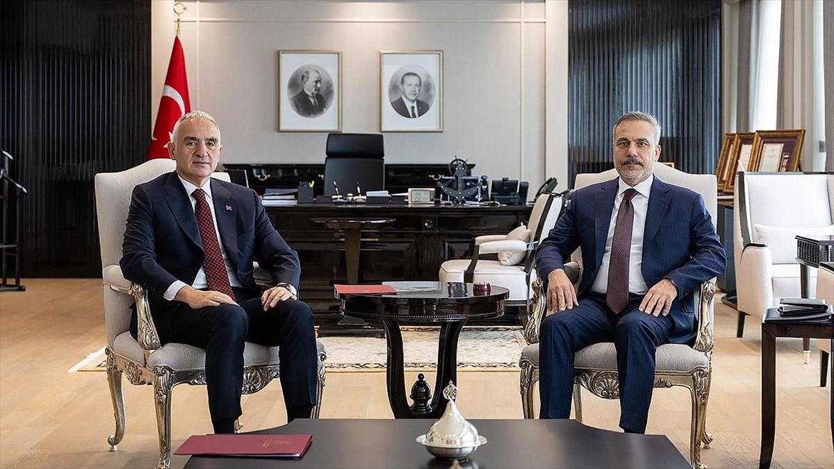 Dışişleri Bakanı Fidan, Kültür ve Turizm Bakanı Ersoy ile görüştü