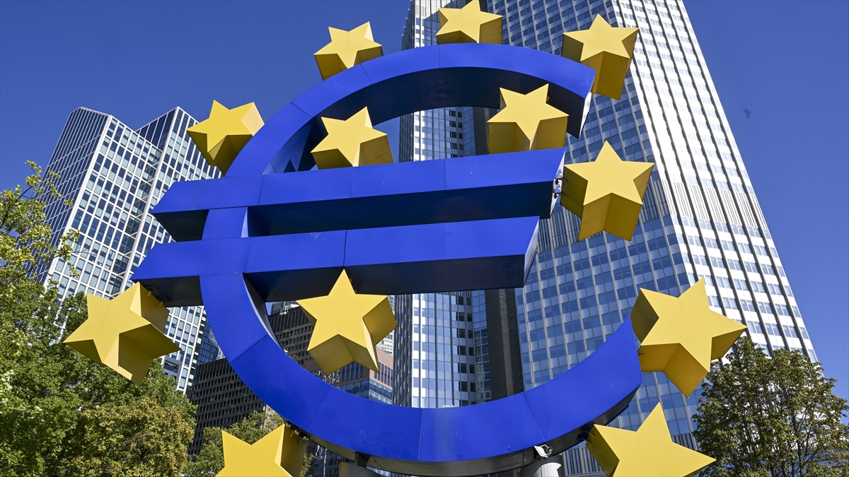 ECB’nin kararlarında avrodaki hareketlerin belirleyici olabileceği tahmin ediliyor