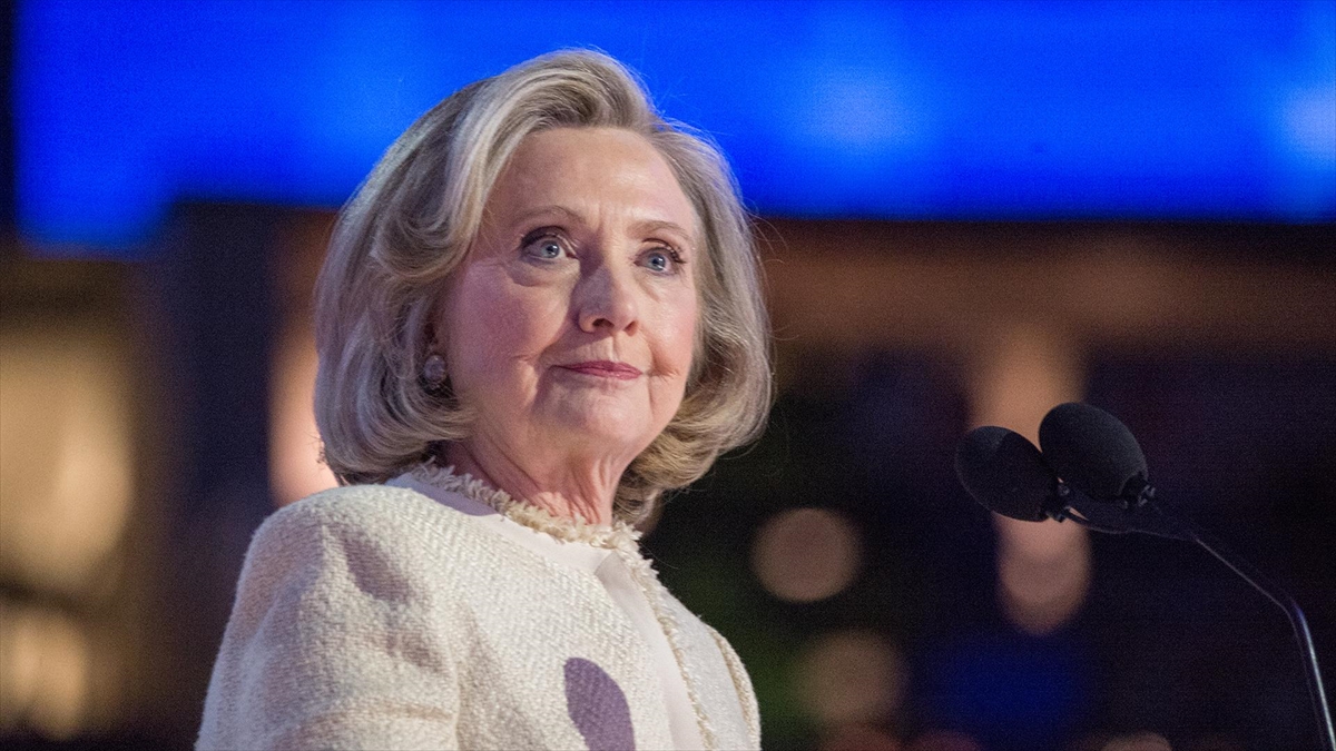 Eski ABD Dışişleri Bakanı Clinton, Epstein soruşturması kapsamında Kongre üyelerine ifade veriyor Eski ABD Dışişleri Bakanı Clinton, Epstein soruşturması kapsamında Kongre üyelerine ifade veriyor