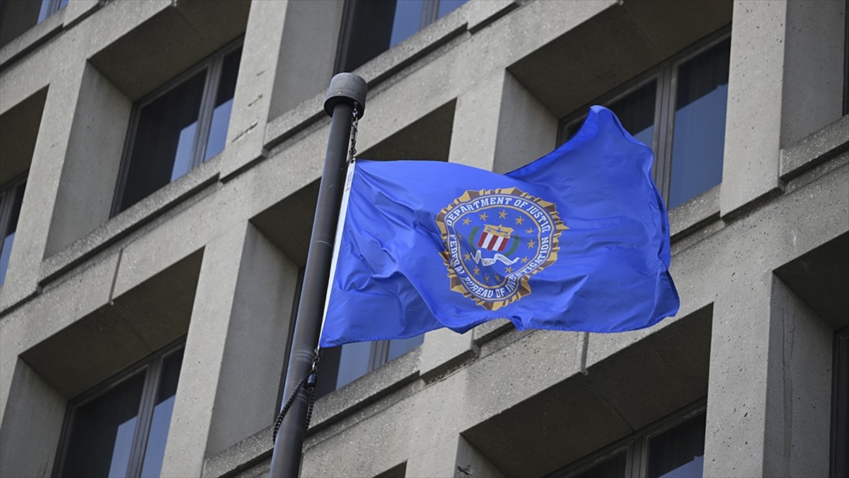 FBI, Trump’ın “sınır çarı” Homan’la ilgili kasetleri yayınlamadığı için dava edildi