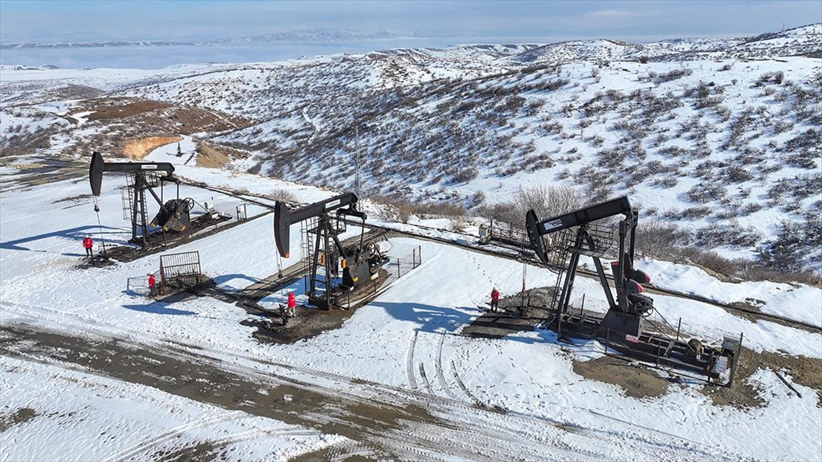 Güneydoğu’daki 4 il Türkiye’nin ham petrol üretiminin yüzde 28’ini karşılıyor Güneydoğu’daki 4 il Türkiye’nin ham petrol üretiminin yüzde 28’ini karşılıyor