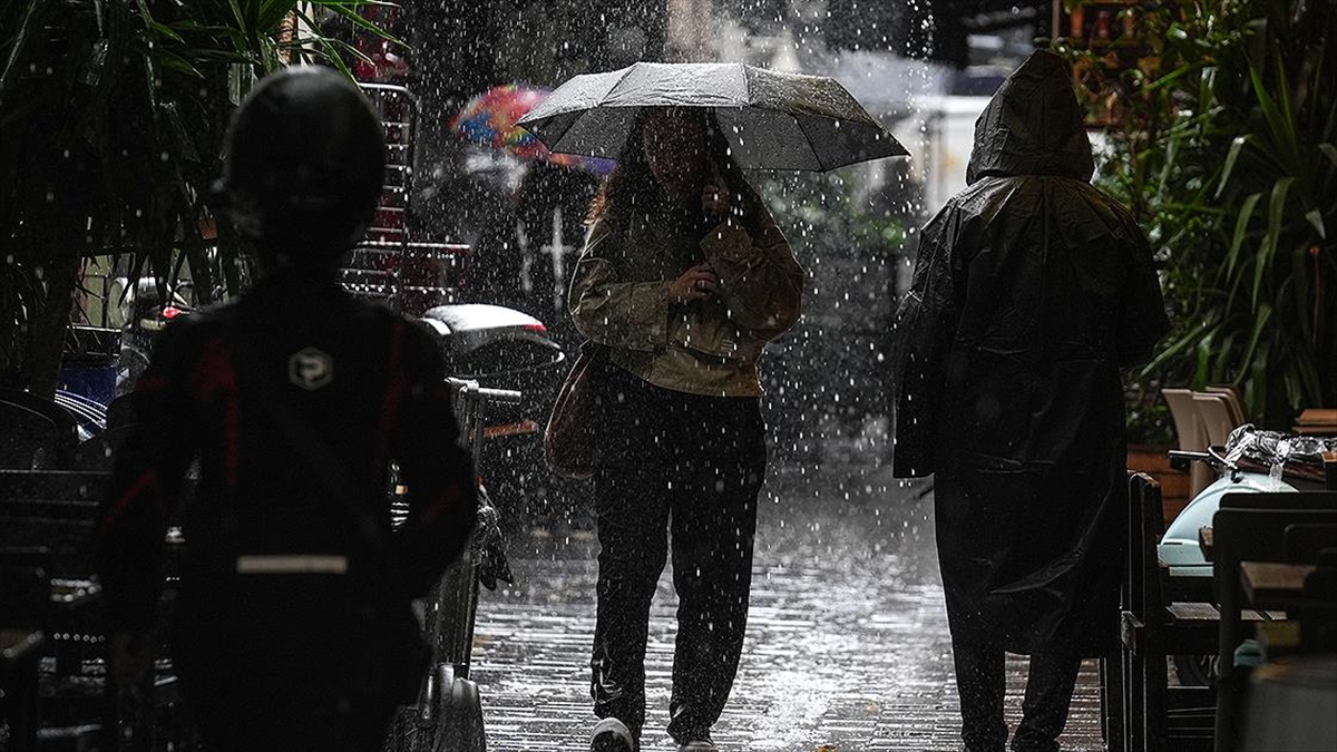 İçişleri Bakanlığından kuvvetli yağış ve fırtına uyarısı İçişleri Bakanlığından kuvvetli yağış ve fırtına uyarısı