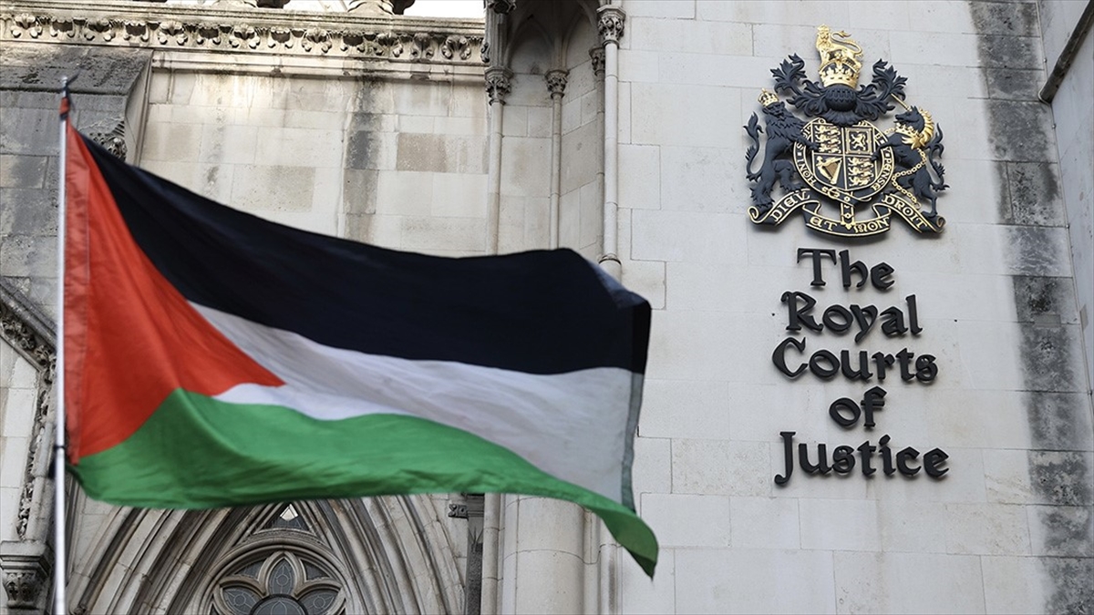 İngiliz Yüksek Mahkemesi, Palestine Action grubunun yasaklanmasının kanuna aykırı olduğuna hükmetti