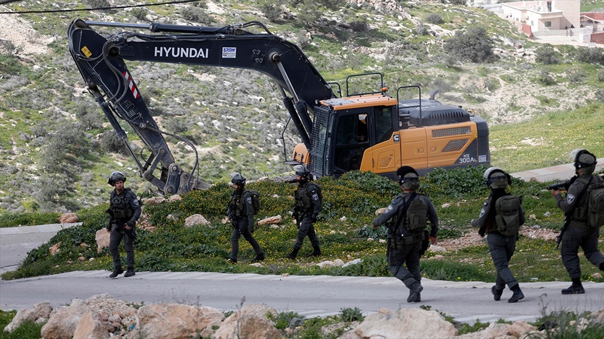 İsrail, 1967’den beri ilk kez Kudüs’ün sınırlarını genişleten bir yasa dışı yerleşim kuruyor İsrail, 1967’den beri ilk kez Kudüs’ün sınırlarını genişleten bir yasa dışı yerleşim kuruyor