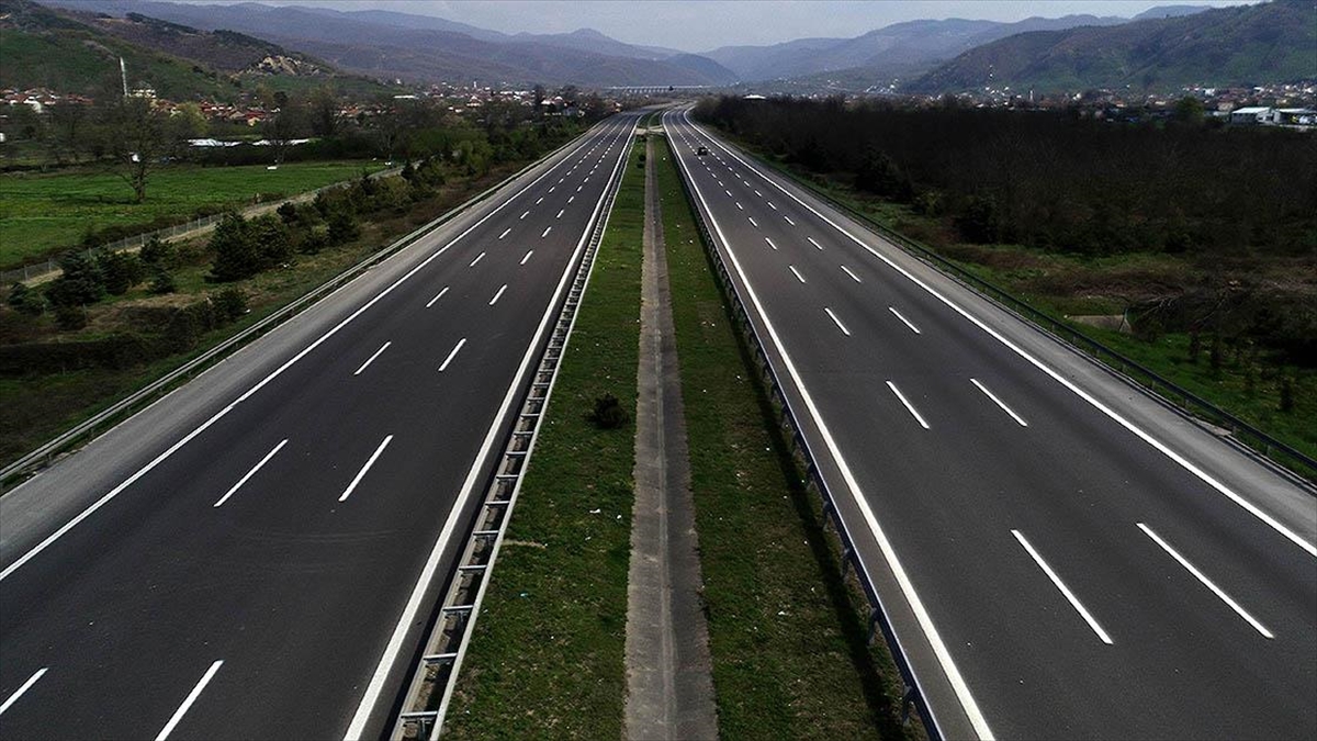 Kara yollarında “akıllı” ve “güvenli” dönüşüm atağı