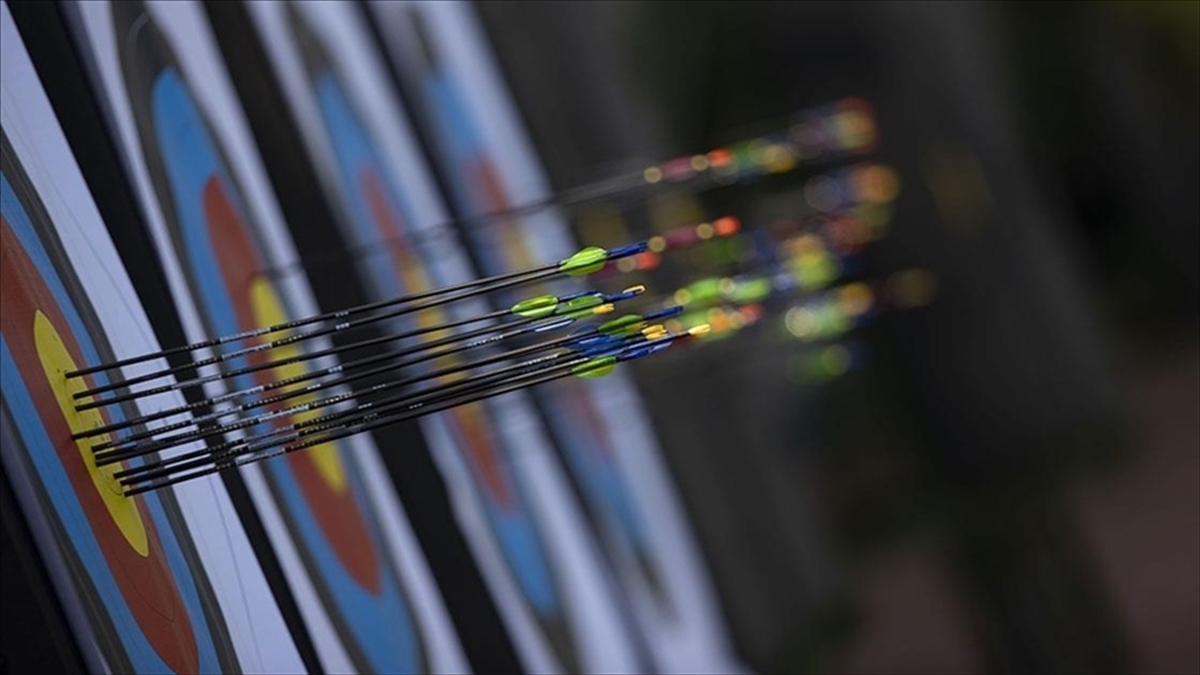 Milli okçular, Avrupa Salon Şampiyonası’nda madalya mücadelesi verecek