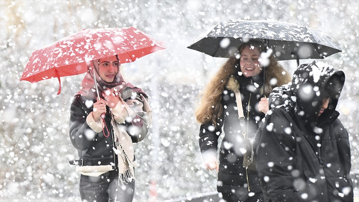 Orta ve Doğu Karadeniz için kuvvetli sağanak ve kar uyarısı