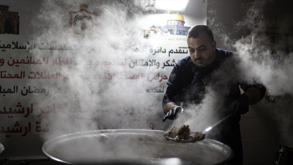 Osmanlı mirası 500 yıllık tekke, Kudüs’te hala iftar sofralarına sıcak yemek hazırlıyor