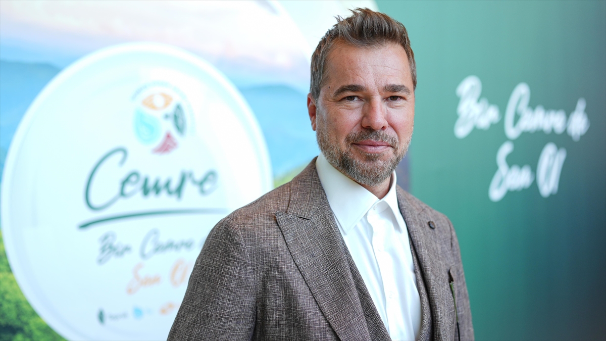 Oyuncu Engin Altan Düzyatan ve Cemre Vakfı çevre bilincini okul öncesine taşımayı hedefliyor Oyuncu Engin Altan Düzyatan ve Cemre Vakfı çevre bilincini okul öncesine taşımayı hedefliyor