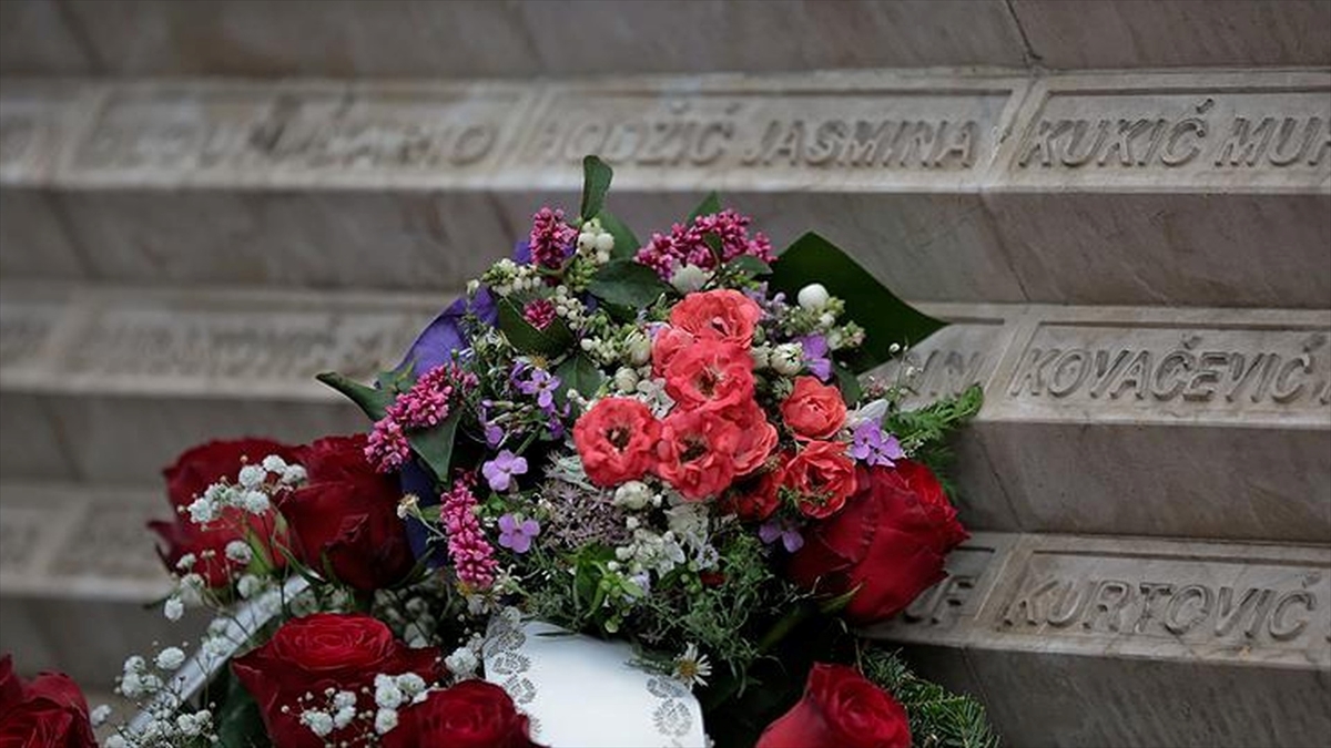 Saraybosna’daki “pazar yeri katliamı”nın üzerinden 32 yıl geçti