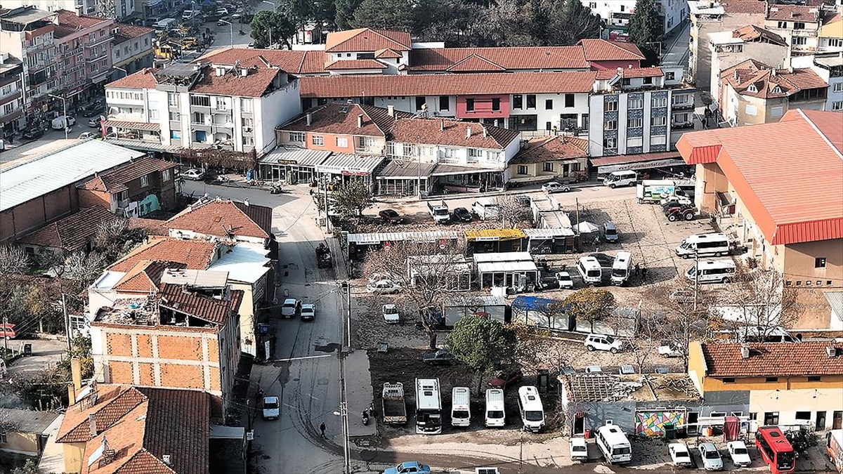 Sındırgı’daki 6,1’lik depremin ardından artçı sayısı 30 bine yaklaştı