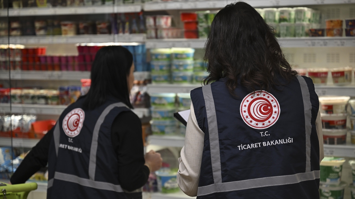 Ticaret Bakanlığı, ramazan öncesinde marketlerde 1,7 milyon ürünü daha denetledi