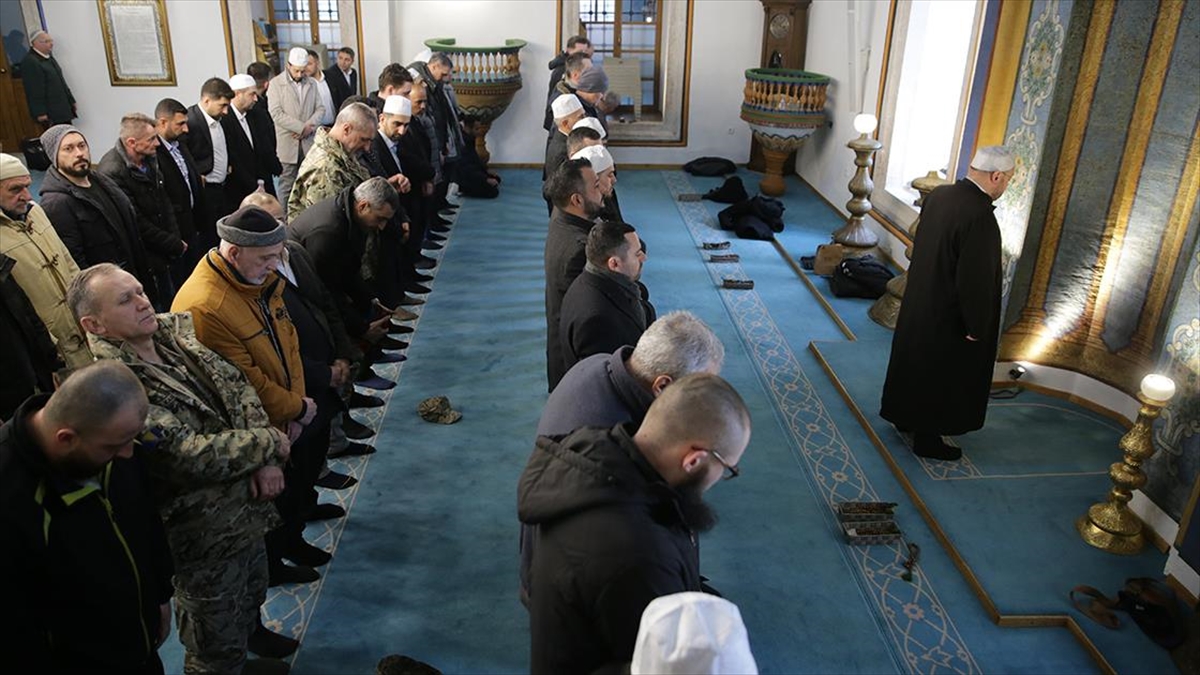 Türk hafızların Kur’an-ı Kerim tilaveti Bosna Hersek’te ramazana manevi zenginlik katacak Türk hafızların Kur’an-ı Kerim tilaveti Bosna Hersek’te ramazana manevi zenginlik katacak