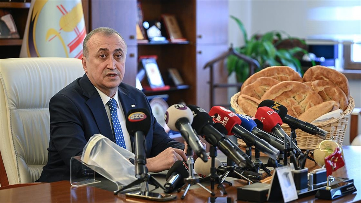 Türkiye Fırıncılar Federasyonu Başkanı Balcı’dan ramazan pidesi ve ekmek fiyatlarına ilişkin açıklama