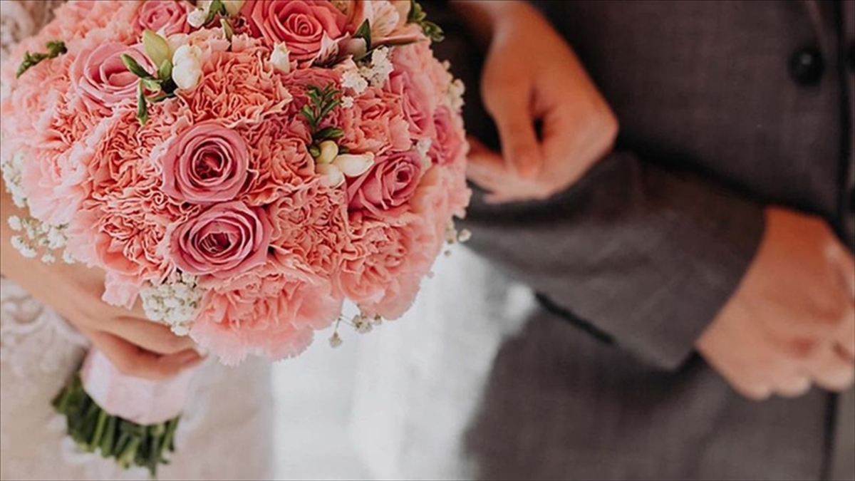 Türkiye’de geçen yıl evlenen çiftlerin sayısı 552 bin 237 oldu