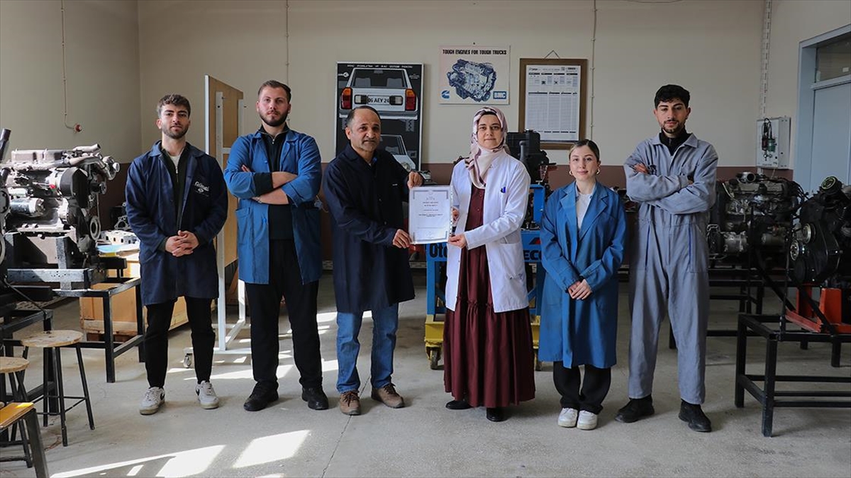 Van’da benzinli araçlara ek menzil sağlayan çevre dostu yakıt katkı maddesi geliştirildi