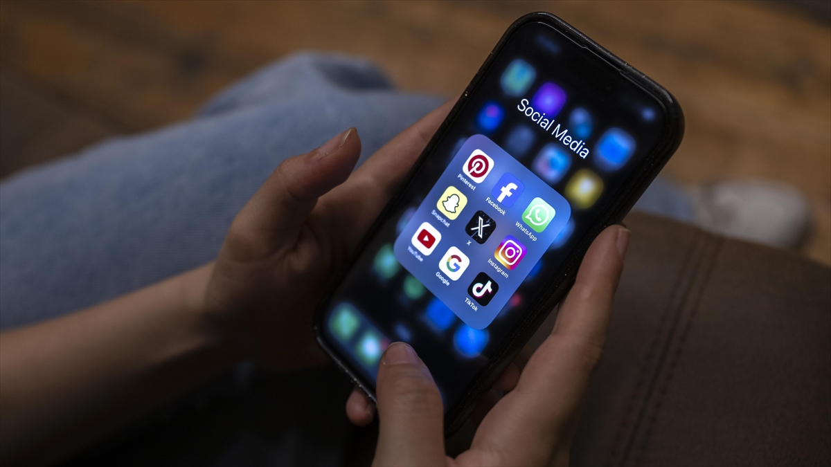 Yunanistan’da 15 yaş altındakilere sosyal medya yasağı hazırlıkları son aşamada