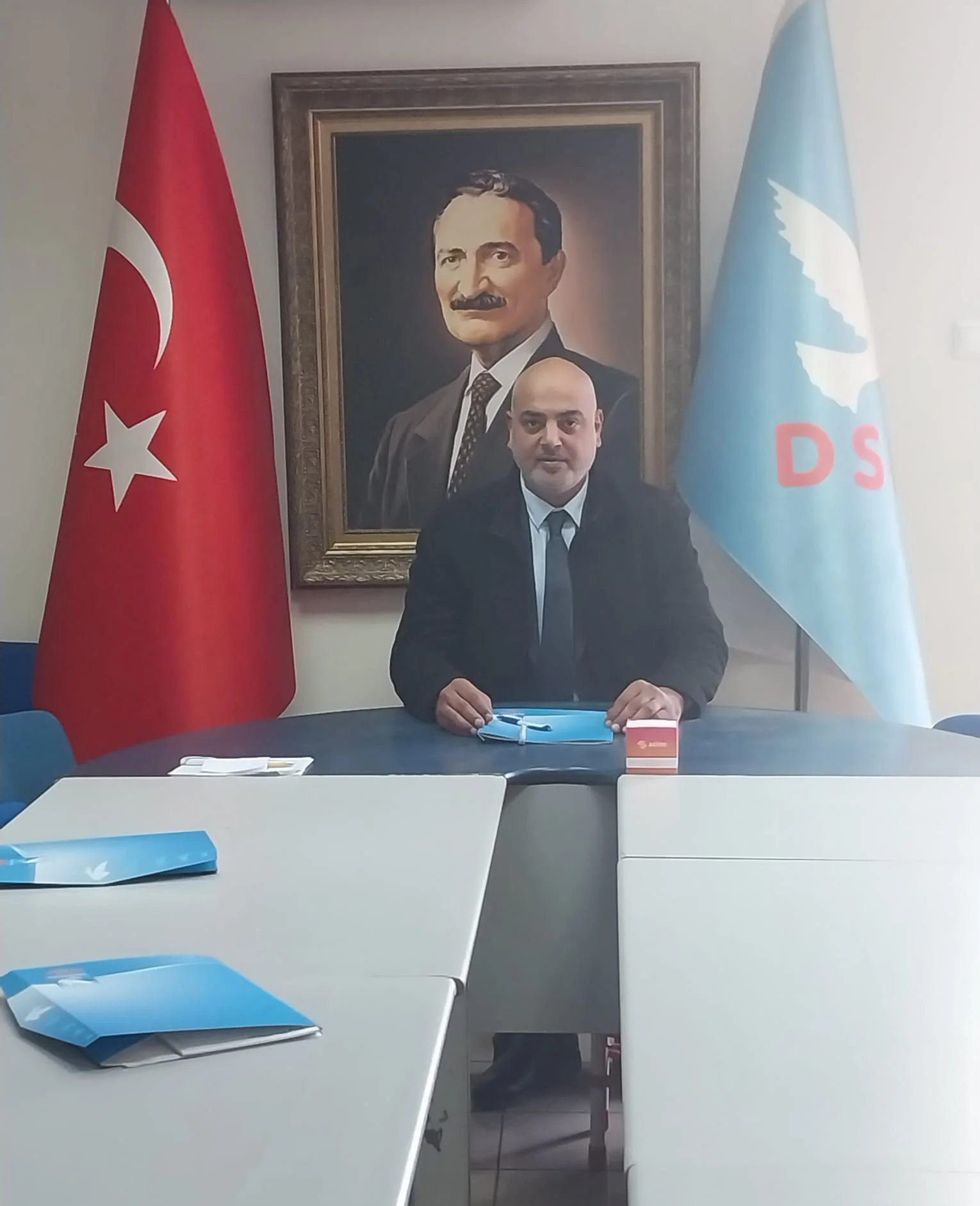 DSP İzmir İl Başkanı Adem Yaşar’dan İzmir Büyükşehir ve Karabağlar Belediyesine tepki…