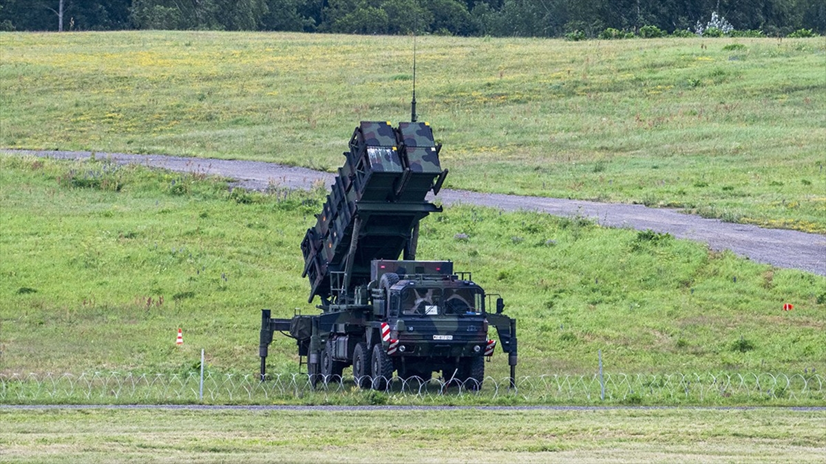 AB Komisyonu Üyesi Kubilius, ABD ve Körfez’in 5 günde yıllık Patriot üretiminden fazlasını kullandığını söyledi