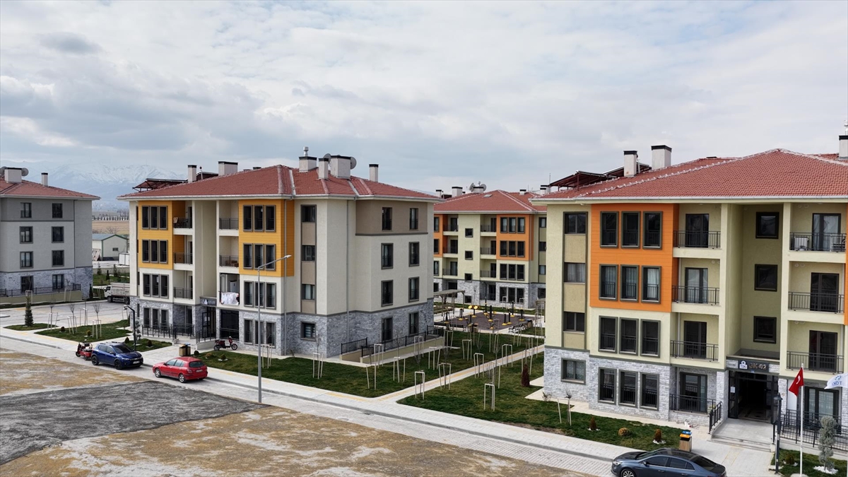 Bakan Kurum’dan Konya’daki “İlk Evim Projesi”ne ilişkin paylaşım