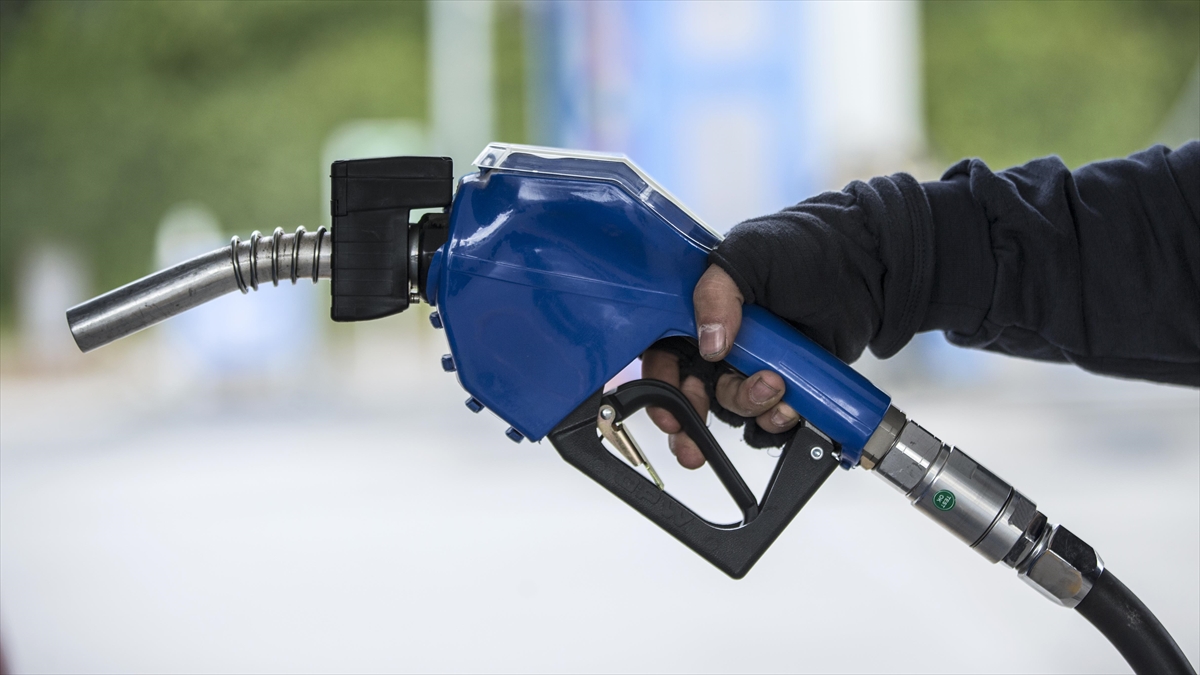 Bayram tatilinde günlük akaryakıt tüketimi 3 yılın zirvesine çıktı