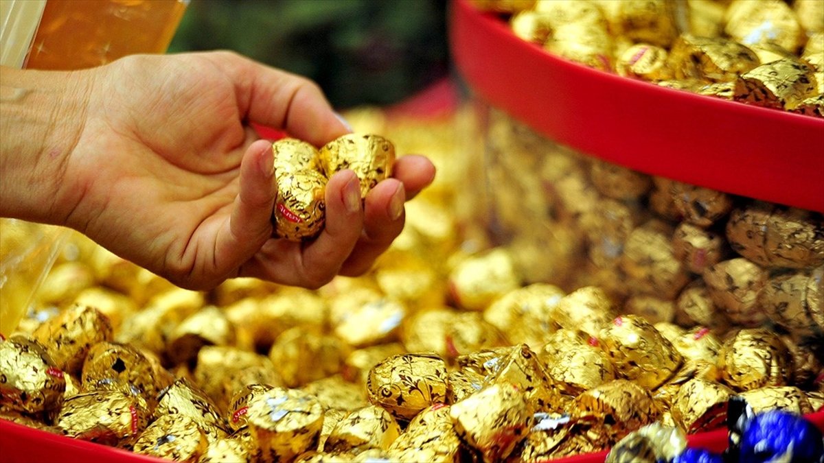 Bayramın yaklaşması marketlerde ikramlık ürünlere talebi artırdı Bayramın yaklaşması marketlerde ikramlık ürünlere talebi artırdı