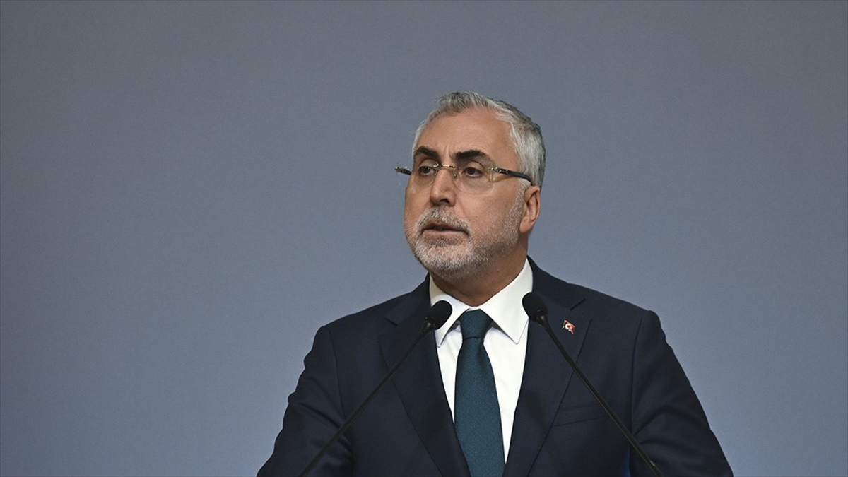 Çalışma ve Sosyal Güvenlik Bakanı Işıkhan’dan mesleki yeterlilik belgesi paylaşımı Çalışma ve Sosyal Güvenlik Bakanı Işıkhan’dan mesleki yeterlilik belgesi paylaşımı