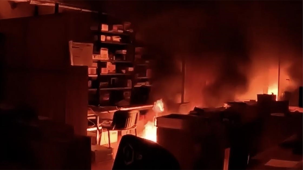 Çekya’da, İsrailli silah şirketi Elbit Systems ile bağlantılı bir fabrika ateşe verildi