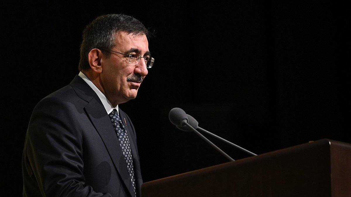 Cumhurbaşkanı Yardımcısı Yılmaz’dan Kadir Gecesi mesajı