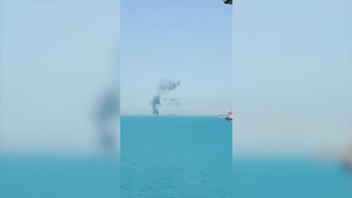 Denizcilik sektörü, Hürmüz Boğazı çevresinde mahsur kalan 20 bini aşkın denizci için endişeli