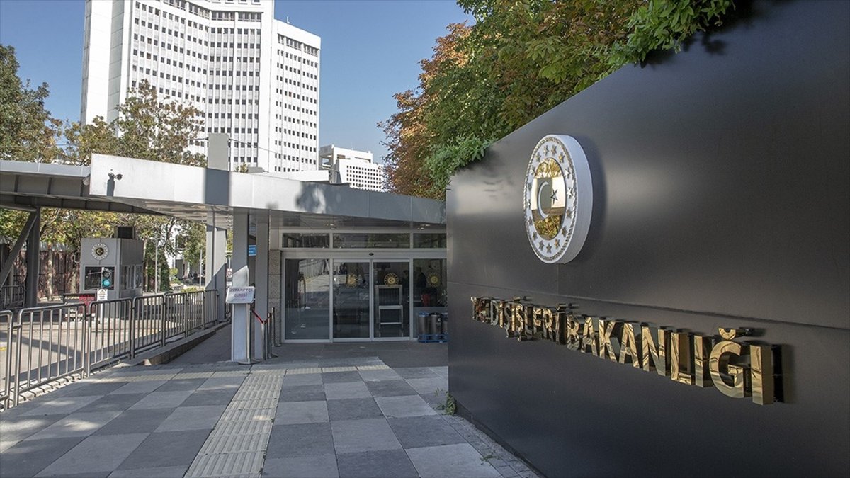 Dışişleri Bakanlığı: Kazakistan’da düzenlenen anayasa referandumunun huzur içinde gerçekleşmesinden memnuniyet duyuyoruz Dışişleri Bakanlığı: Kazakistan’da düzenlenen anayasa referandumunun huzur içinde gerçekleşmesinden memnuniyet duyuyoruz