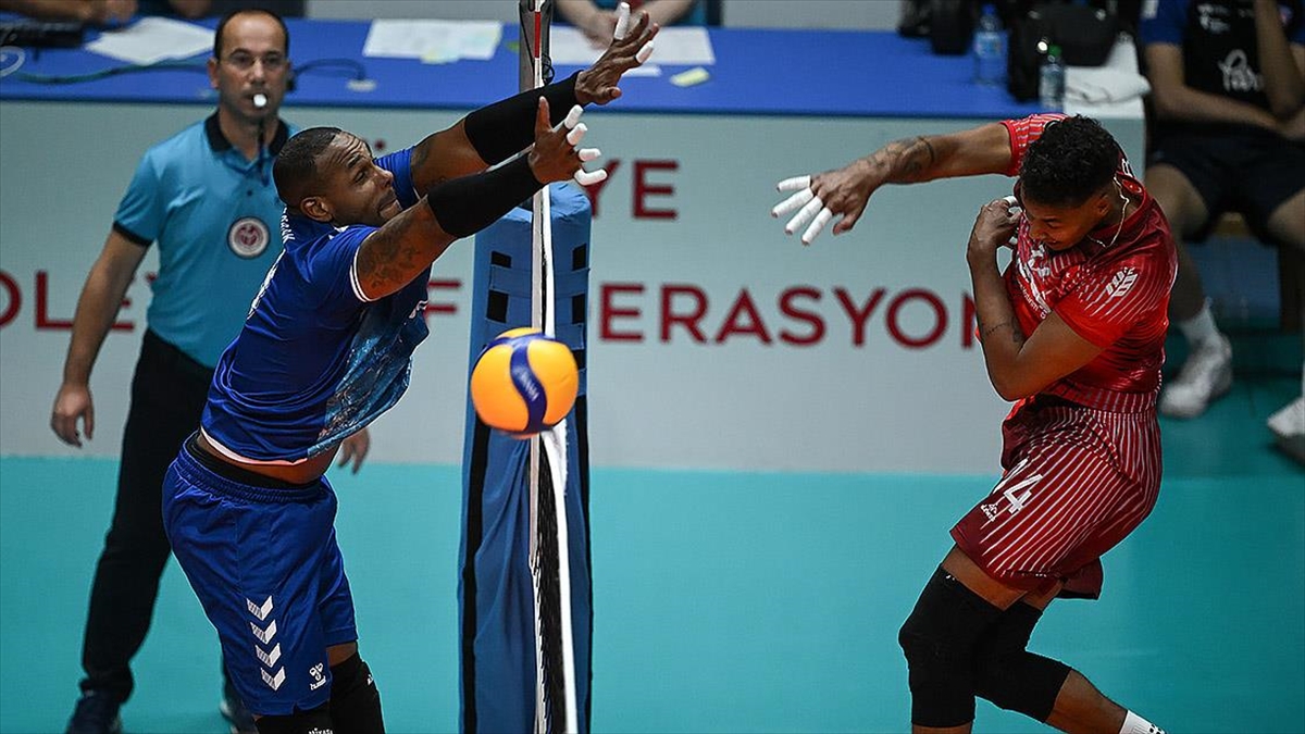 Efeler Ligi’nde “Ankara rüzgarı”