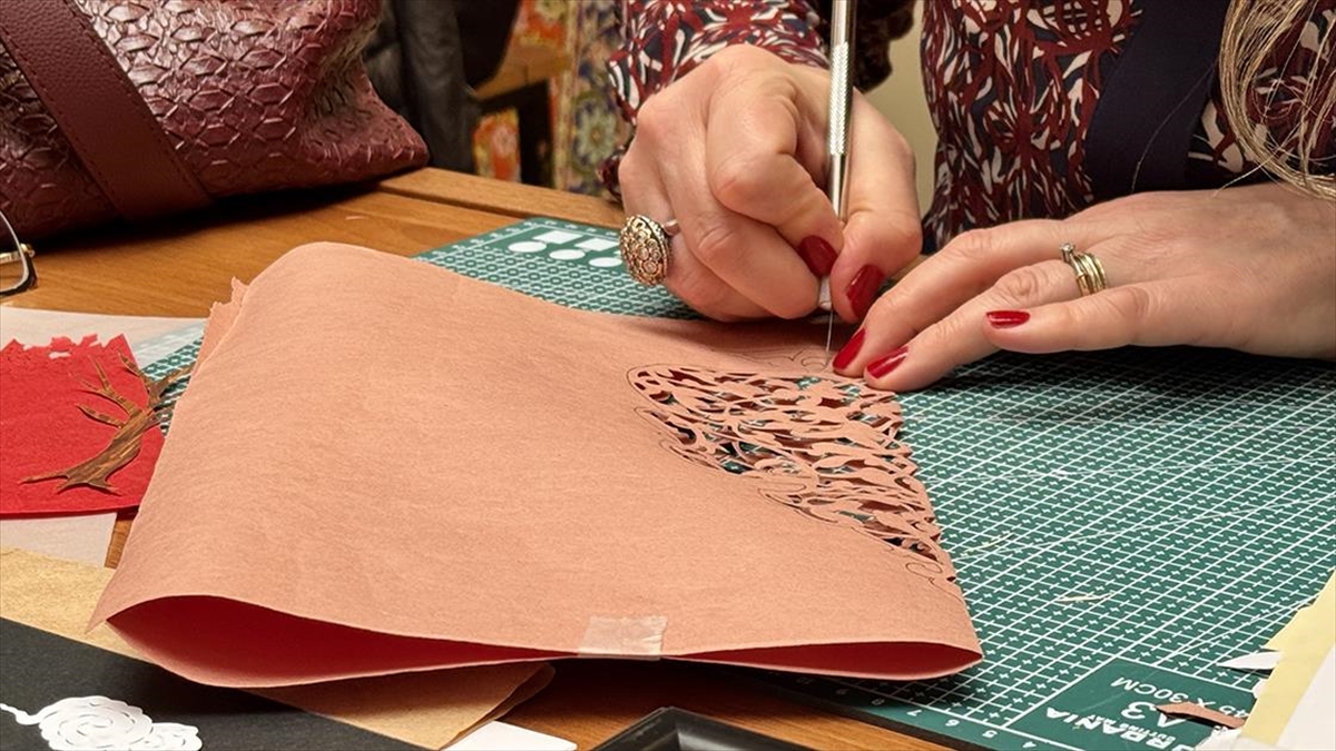 Geleneksel Türk sanatları akademide yaşatılıyor