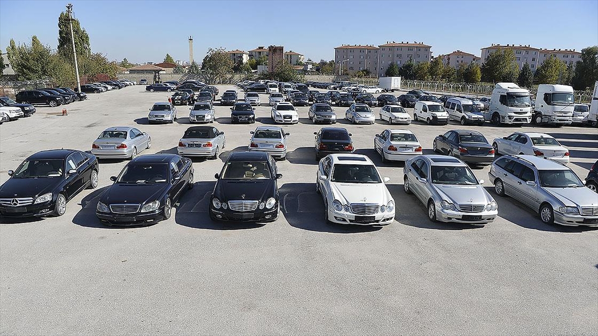 Gümrüklerdeki tasfiyelik eşyaların e-ihaleyle satışından 5 yılda 13,5 milyar lira gelir sağlandı