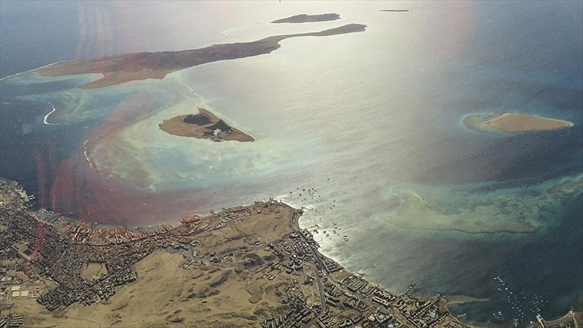 Hürmüz Boğazı’nın kapalı tutulması küresel enflasyon ve çatışmaların yayılma riskini artırıyor Hürmüz Boğazı’nın kapalı tutulması küresel enflasyon ve çatışmaların yayılma riskini artırıyor