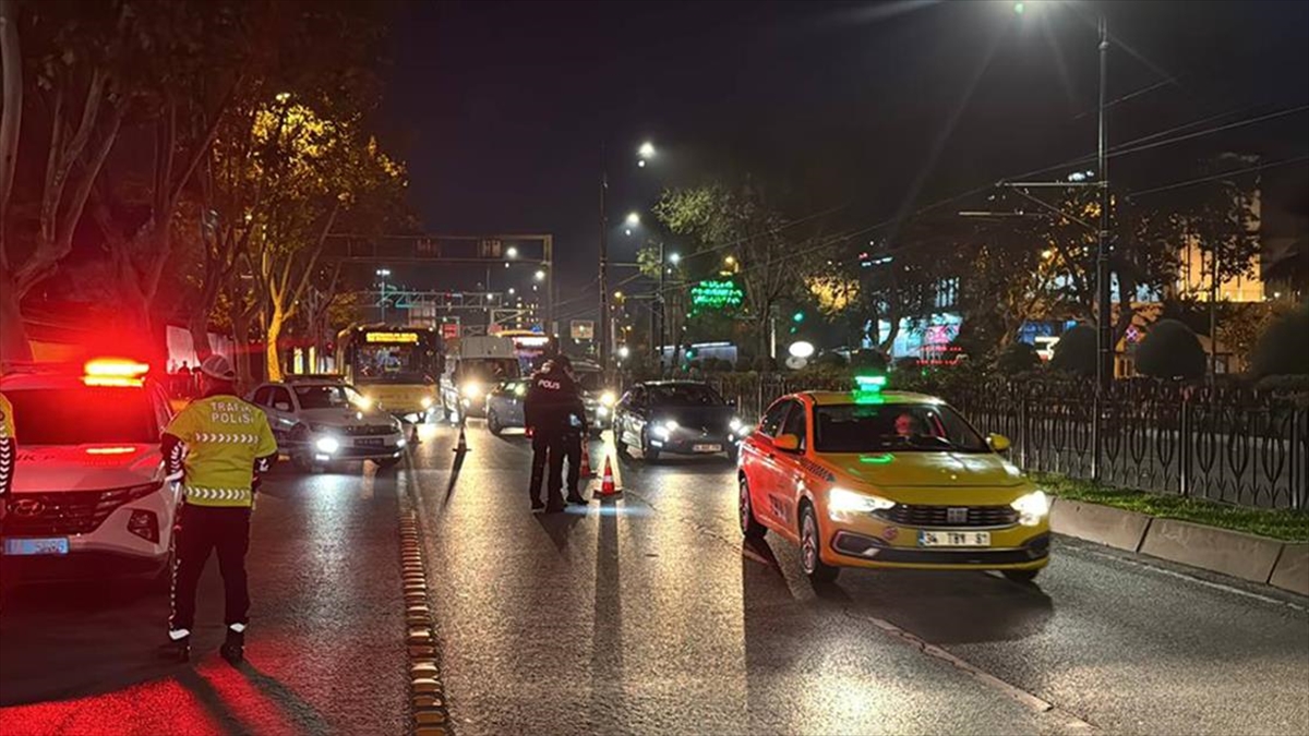 “Huzur İstanbul” uygulamasında 1065 kişi gözaltına alındı