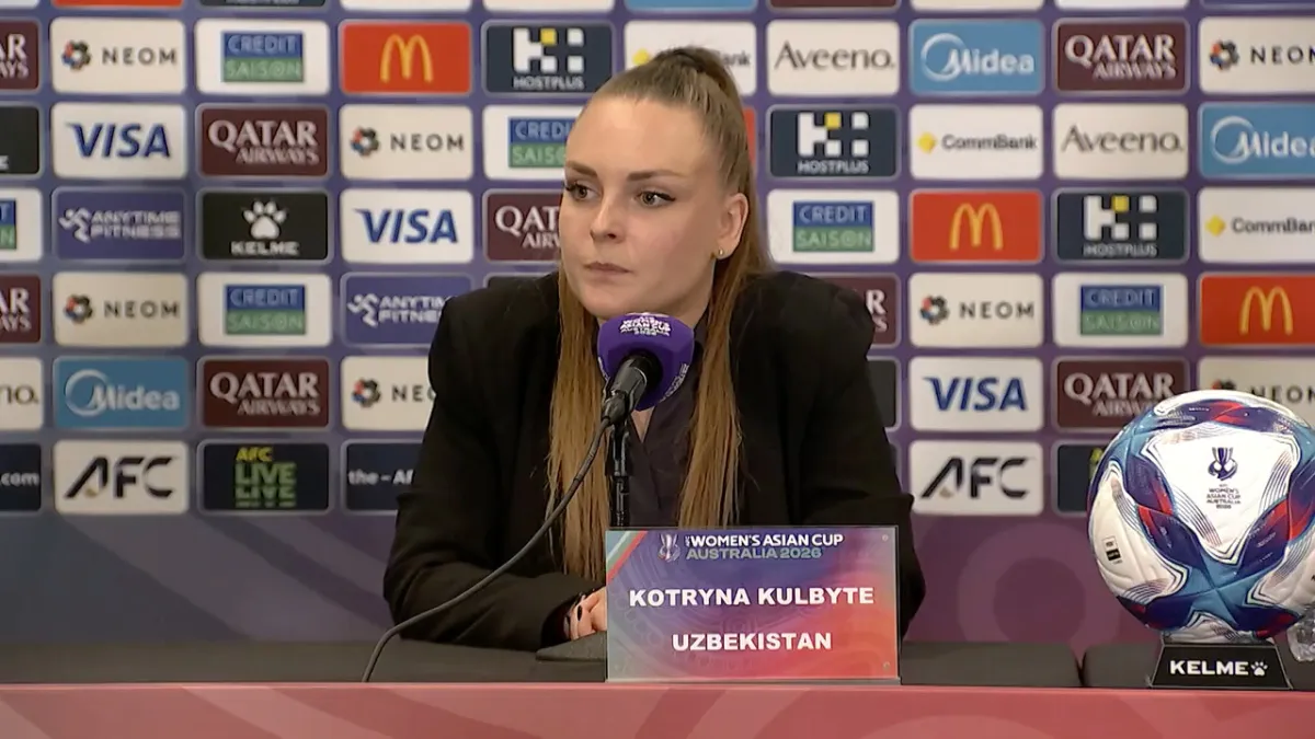 Şenol Güneş’e benzetilen kadın antrenör viral oldu… Şenol Güneş’e benzetilen kadın antrenör viral oldu…